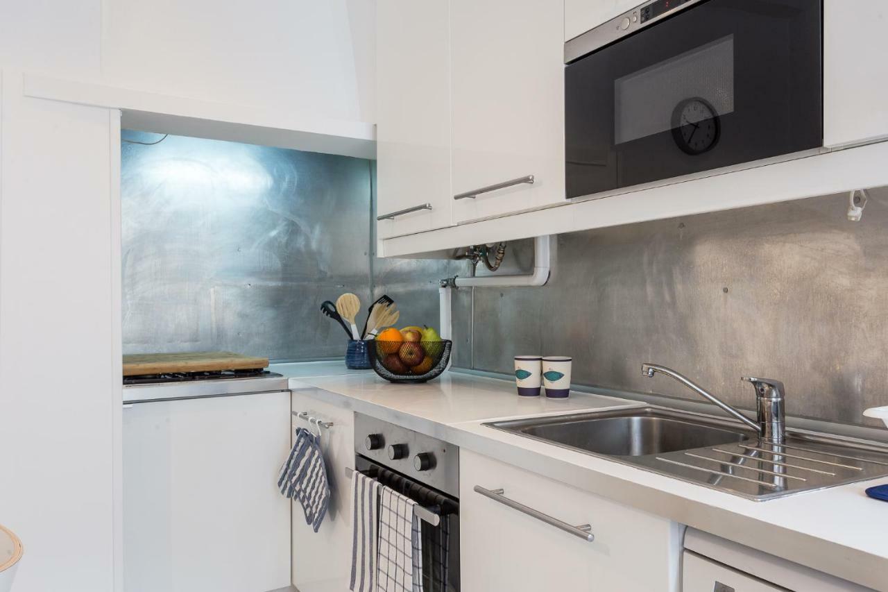 Three Bedroom Apartment In Historical Centre -Bairro Alto Лиссабон Экстерьер фото